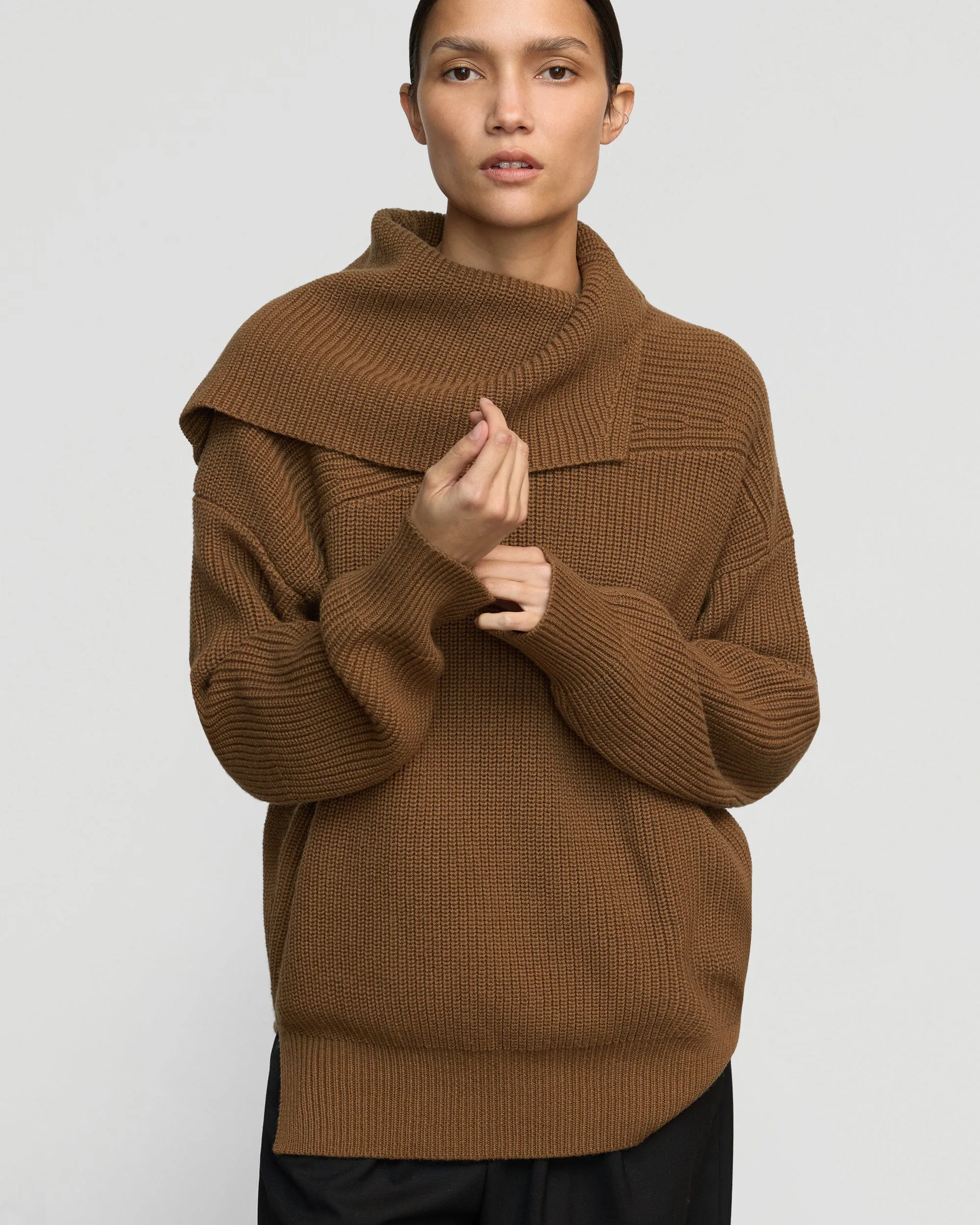 Ezra Organic Cotton-Wool Foldover-Collar Sweater