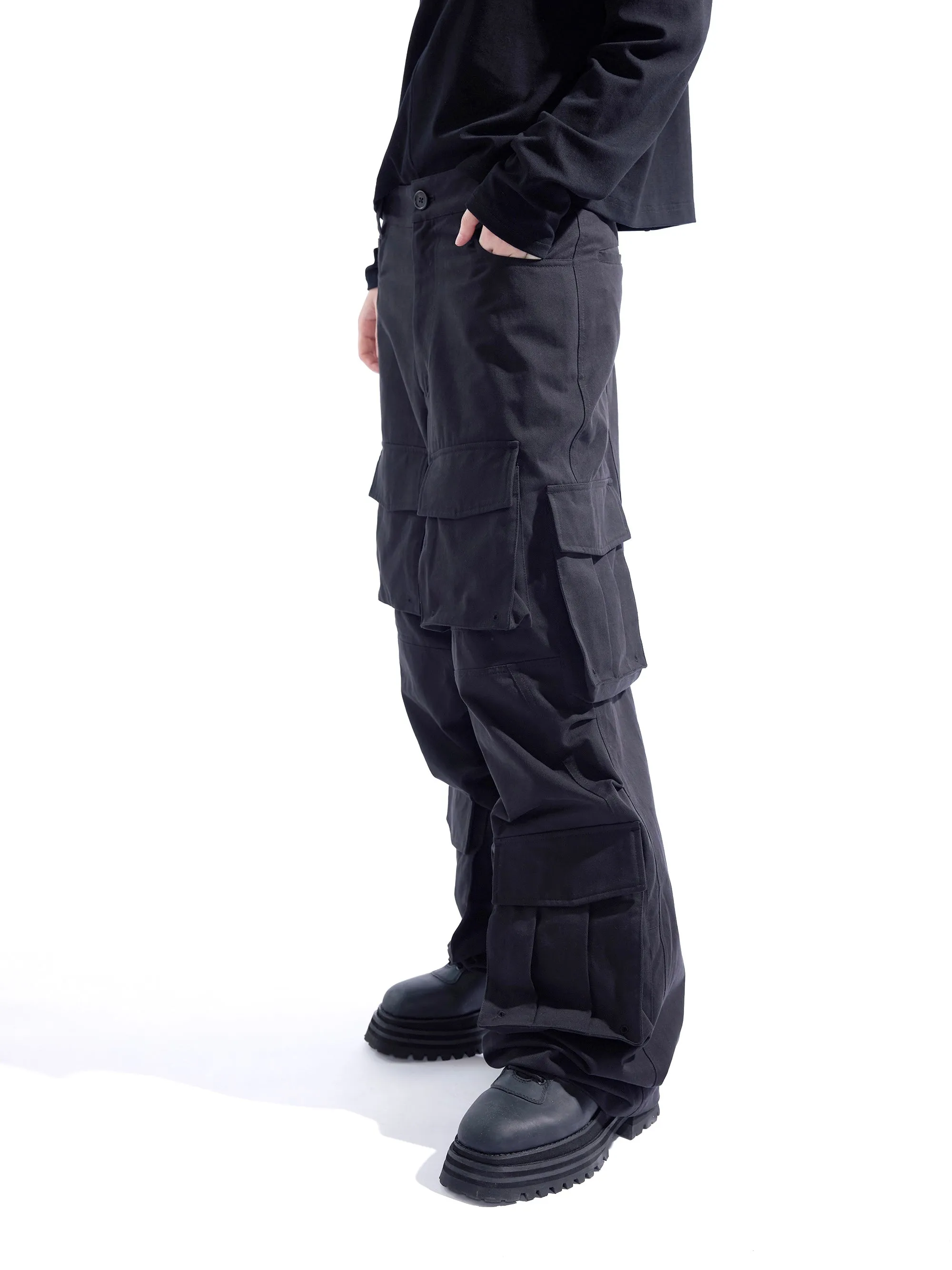 Multi-pocket adjustable waist cargo pants